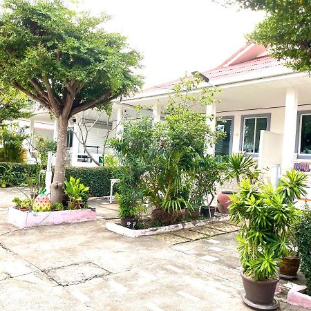Insook Ko Larn Resort Exterior foto
