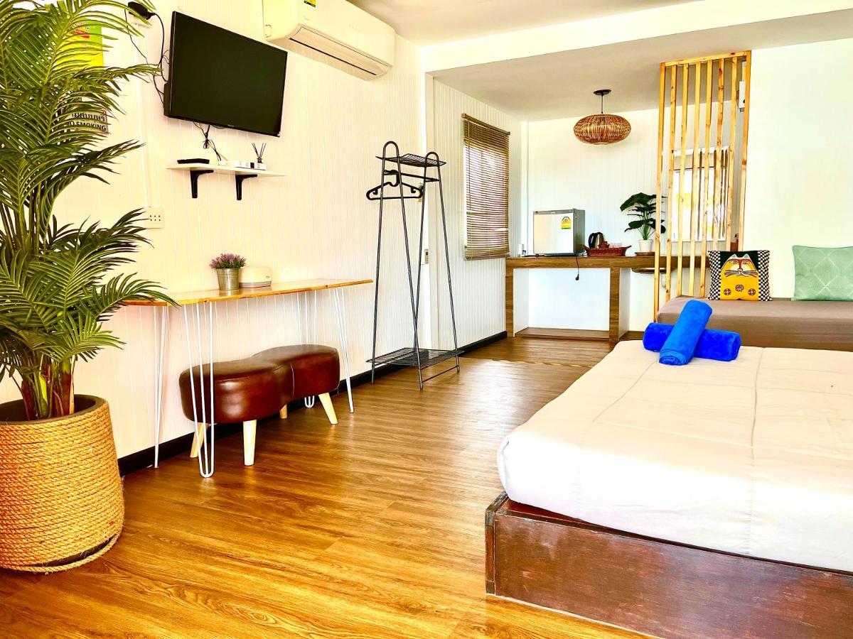 Insook Ko Larn Resort Exterior foto